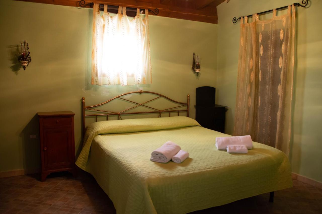 B&B Il Giardino Arbus Exterior photo
